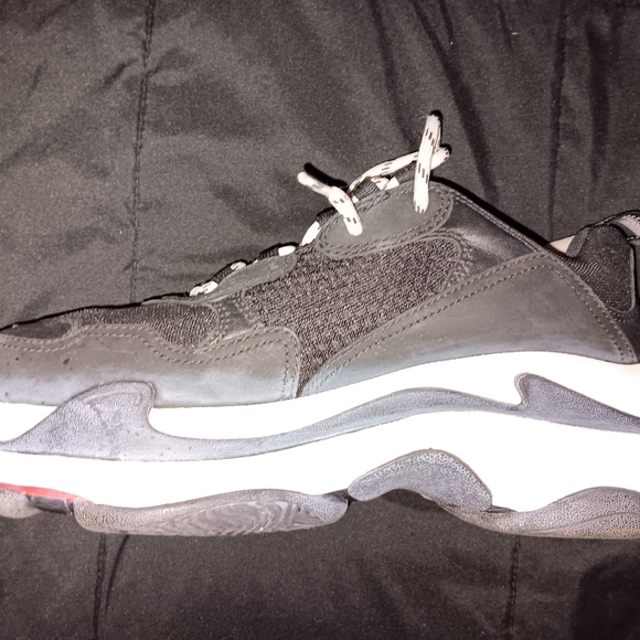 Balenciaga Men's Gray Sneakers - Picture 3 of 4